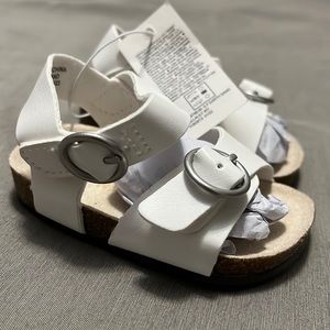 BNWT - White Old Navy Double Buckle Sandals for Baby - Size: 0-3 months